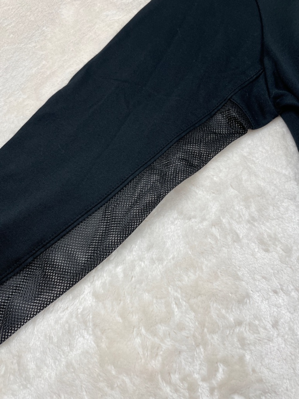 Peter Millar Crown Sport 1/4 Zip Pullover Womens M Black Golf Mesh Sleeve - Picture 6 of 6